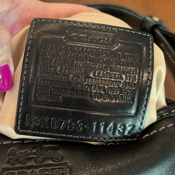 Coach Leatherware Hobo Bag - Picture 9 of 12